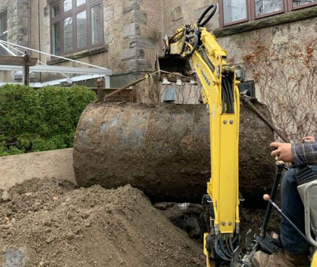 Enlevement réservoir d’huile de chauffage (1)